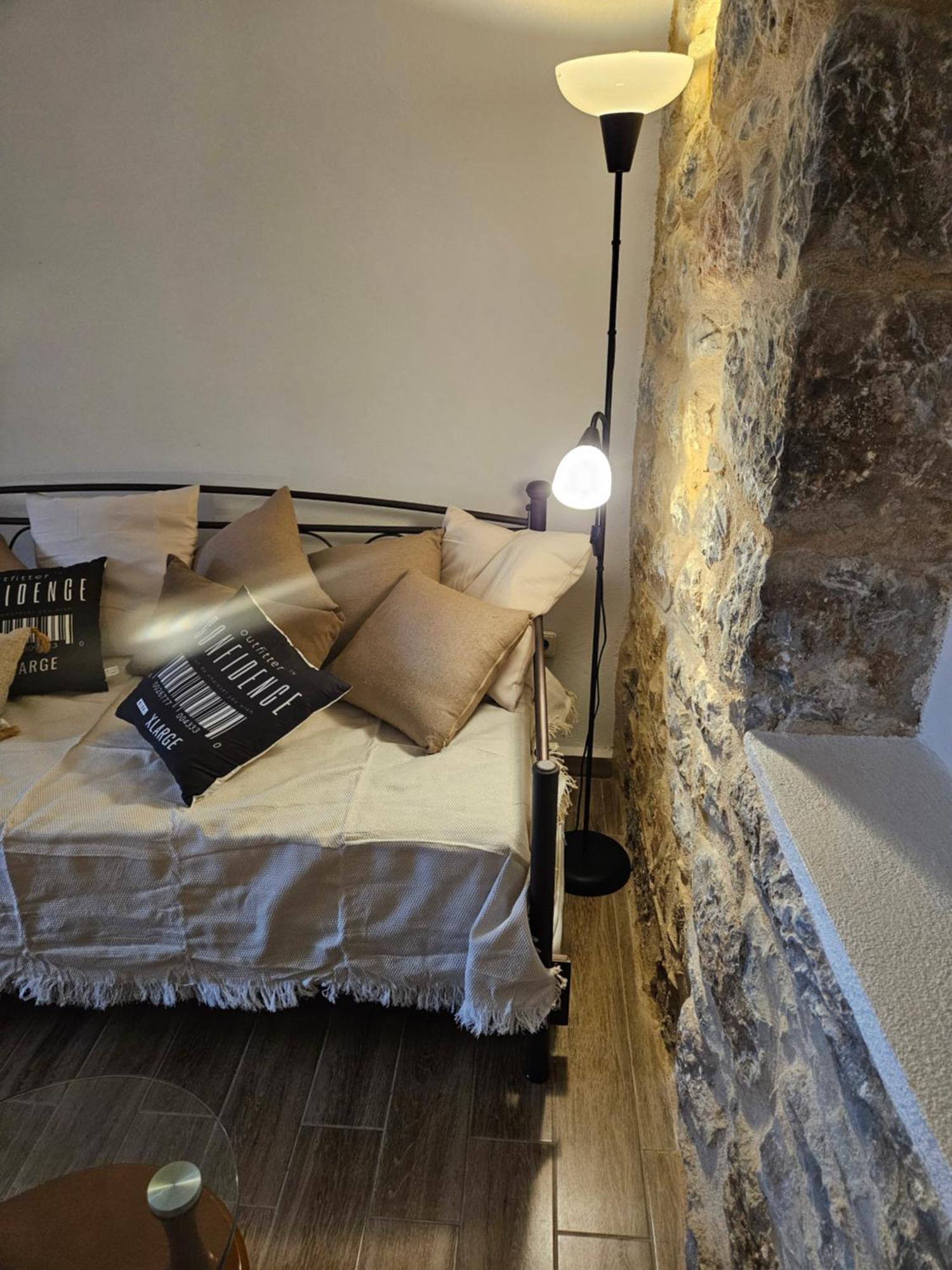 Appartement Kamares Stone House 1 à Álika Extérieur photo